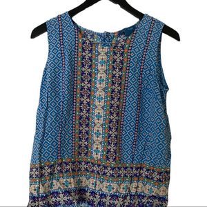 N.Y. Appeal: Buttoned Back Sleeveless Blouse